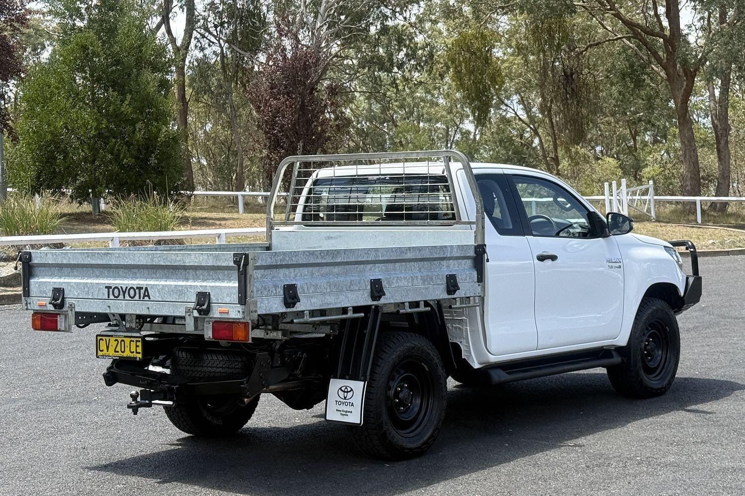 2019 Toyota Hilux SR in White