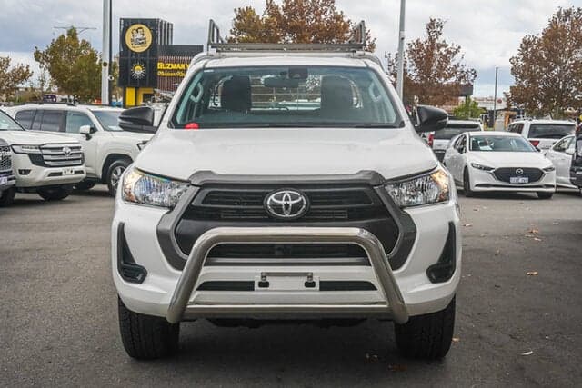 2023 Toyota Hilux SR in White