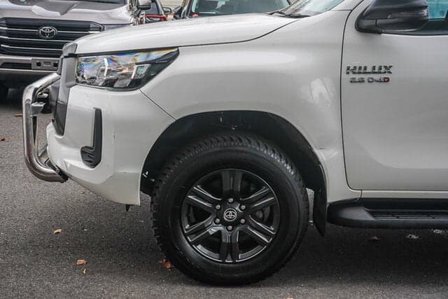2023 Toyota Hilux SR in White