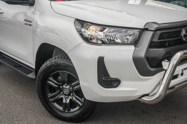2023 Toyota Hilux SR in White