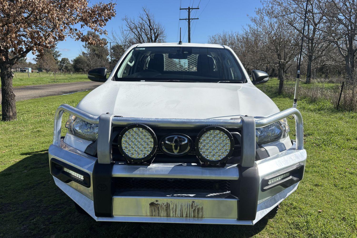 2021 Toyota Hilux SR in White