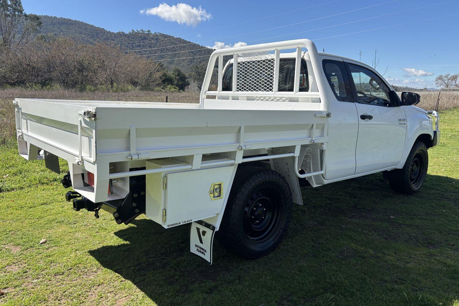 2021 Toyota Hilux SR in White