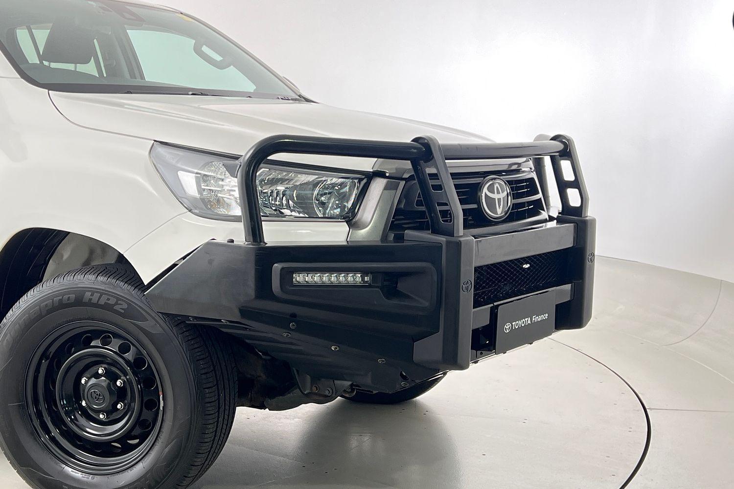 2020 Toyota Hilux SR in White
