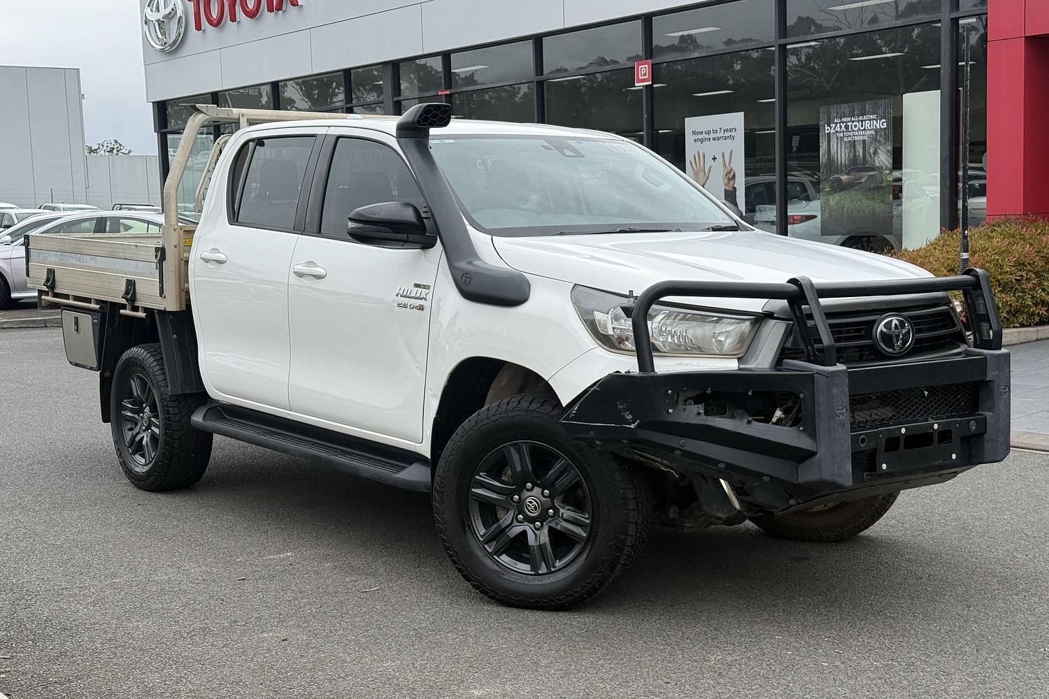 2023 Toyota Hilux SR in White