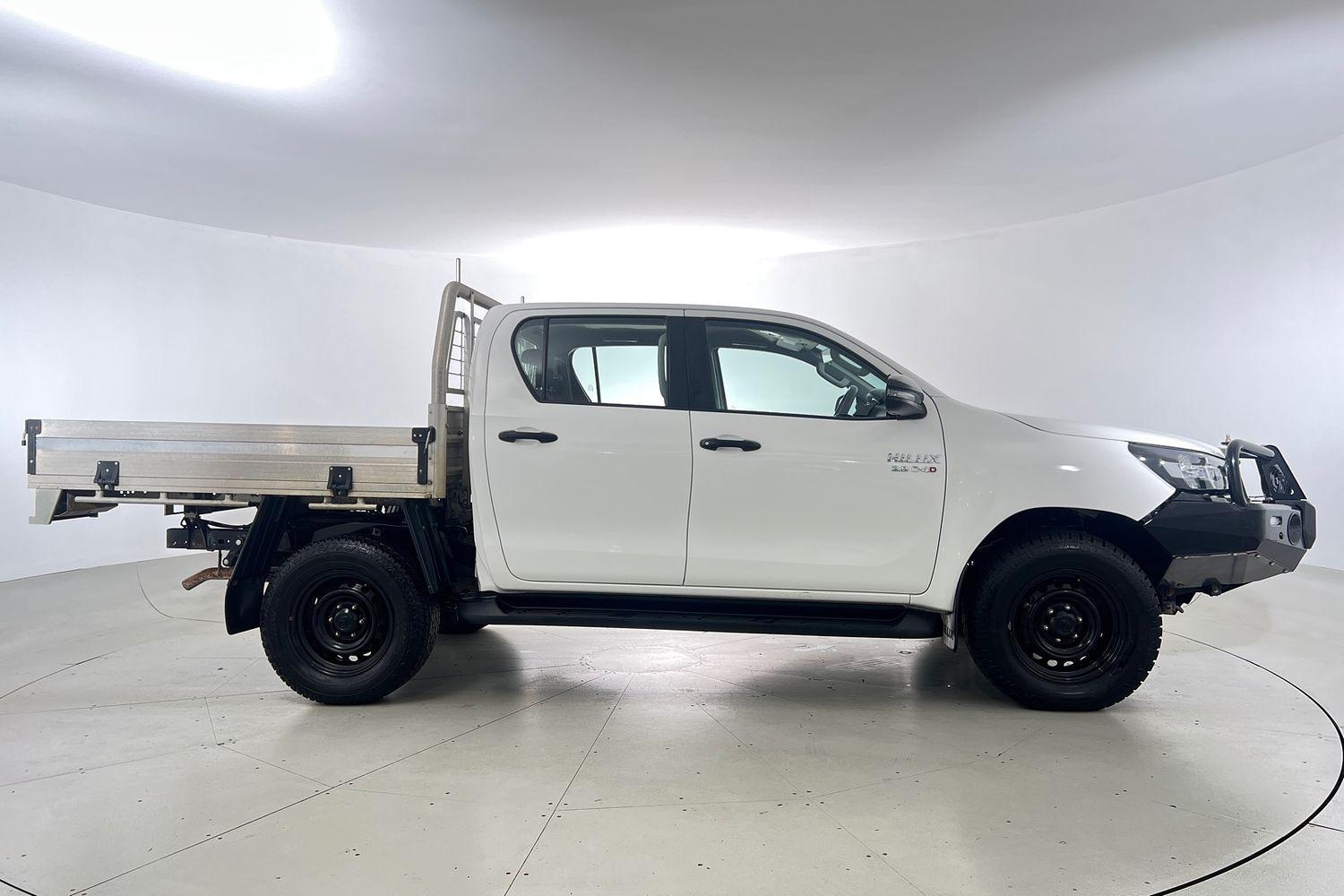 2022 Toyota Hilux SR in White