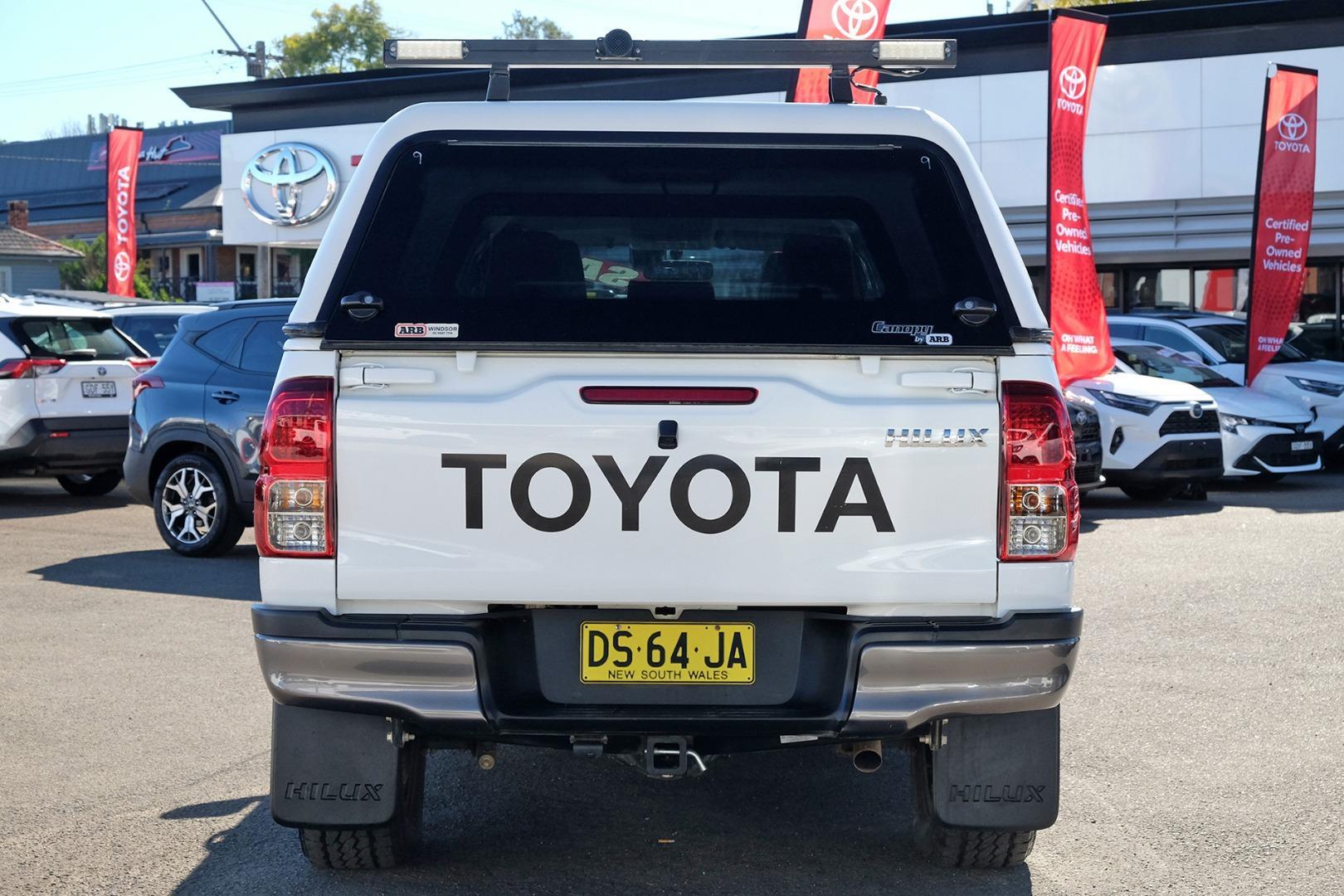 2023 Toyota Hilux SR in White