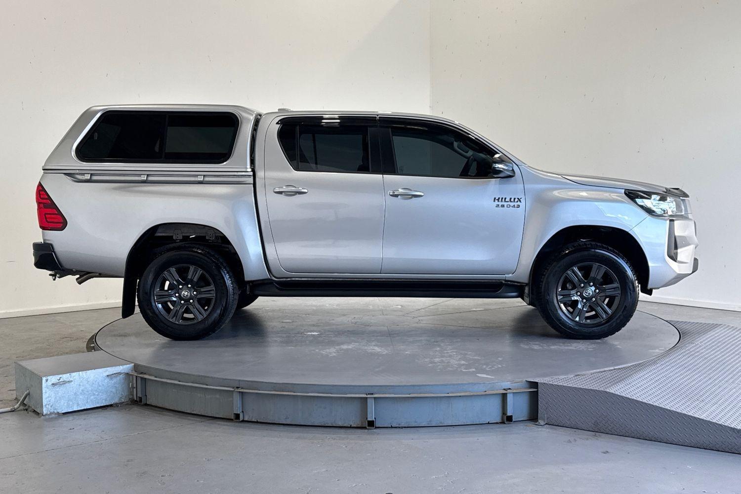 2025 Toyota Hilux SR in Silver