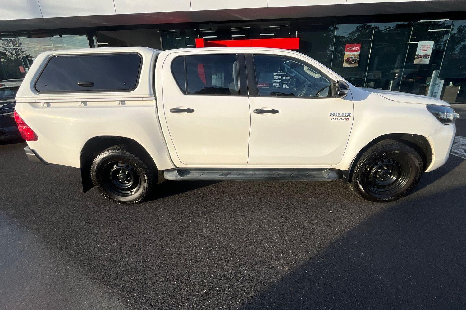2021 Toyota Hilux SR in White