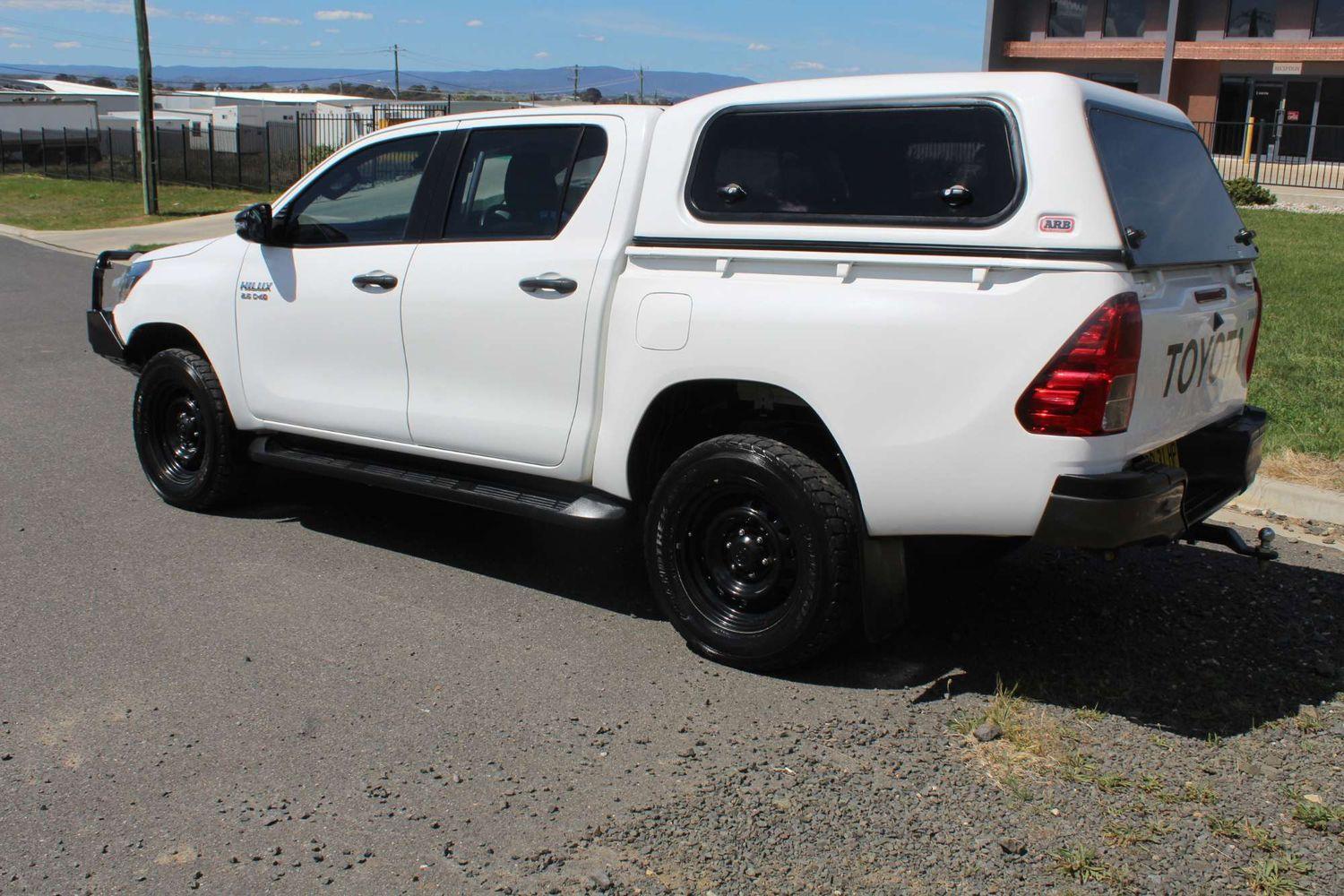 2021 Toyota Hilux SR in White