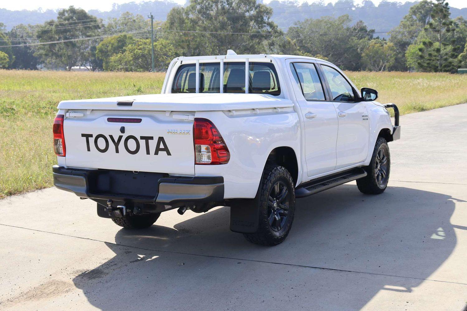 2022 Toyota Hilux SR in White