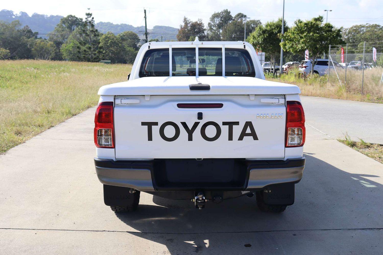 2022 Toyota Hilux SR in White
