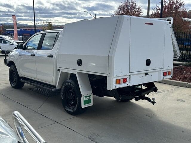 2020 Toyota Hilux SR in White