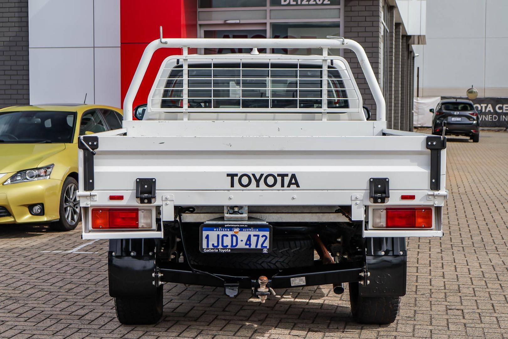 2024 Toyota Hilux SR in White