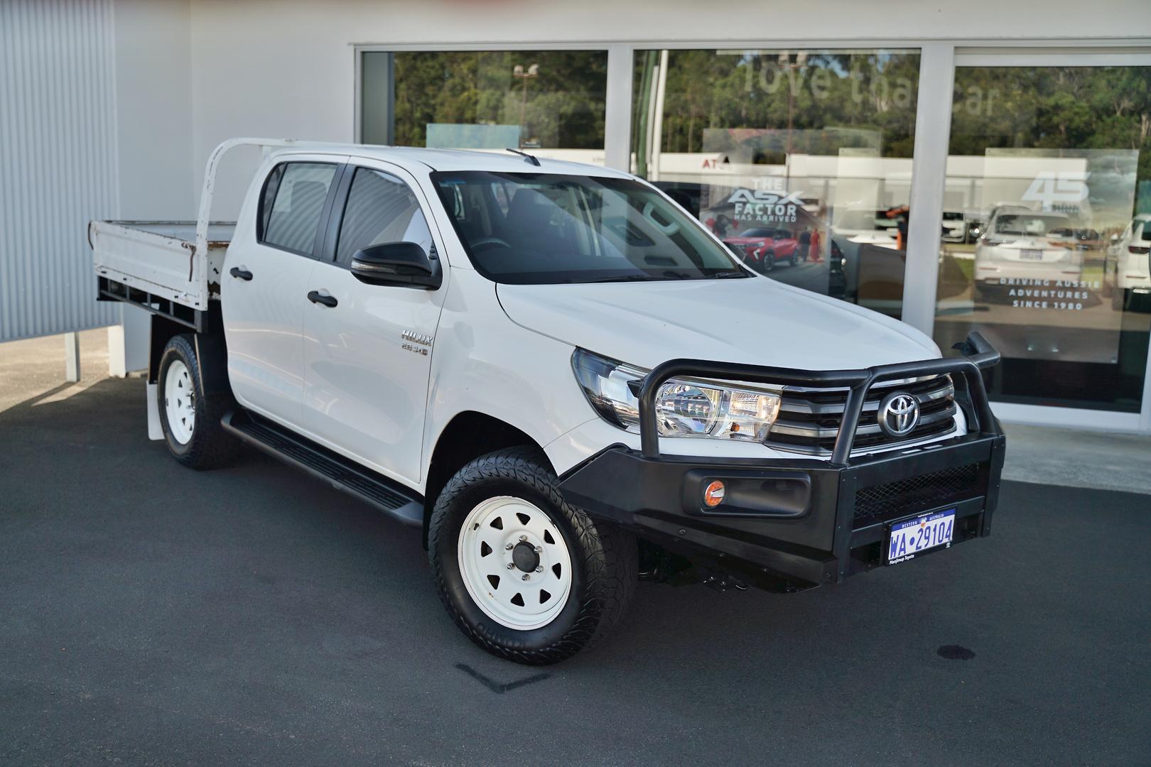 2017 Toyota Hilux SR in White