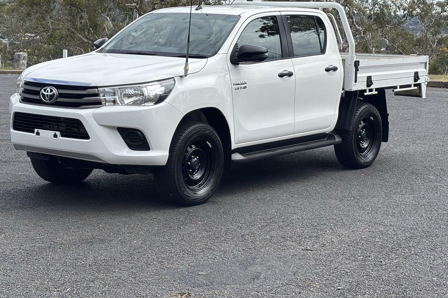 2018 Toyota Hilux SR in White