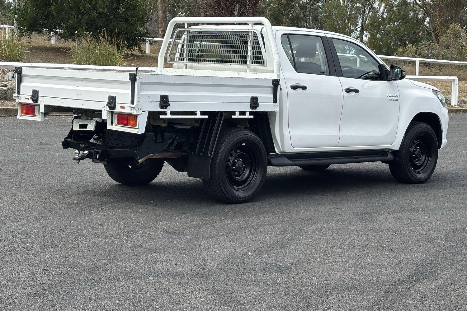 2018 Toyota Hilux SR in White