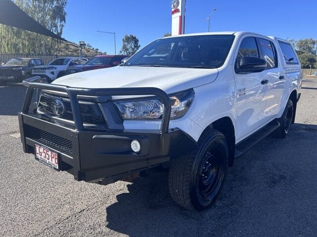 2022 Toyota Hilux SR in White