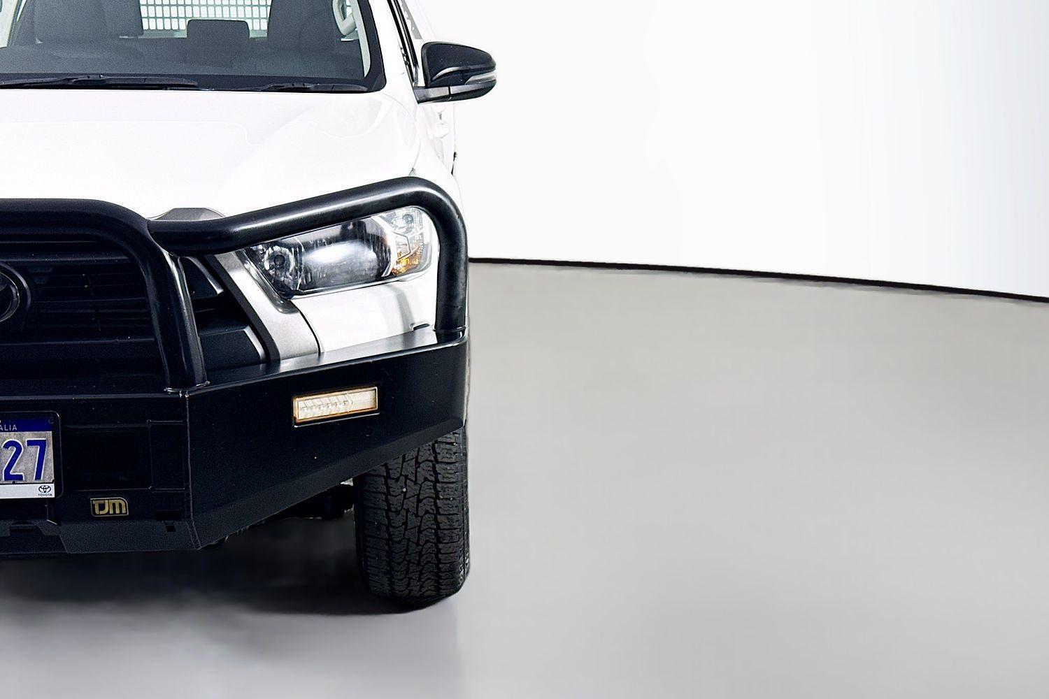 2022 Toyota Hilux SR in White