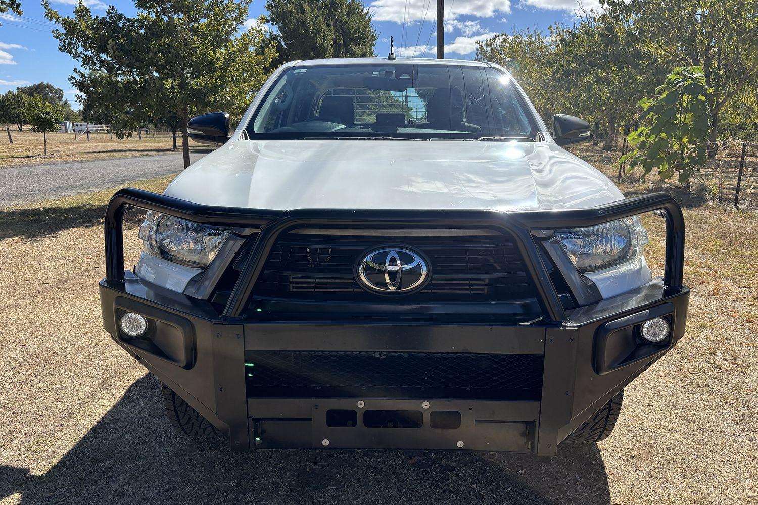 2020 Toyota Hilux SR in White