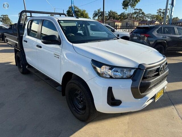 2021 Toyota Hilux SR in White