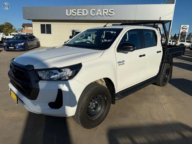 2021 Toyota Hilux SR in White