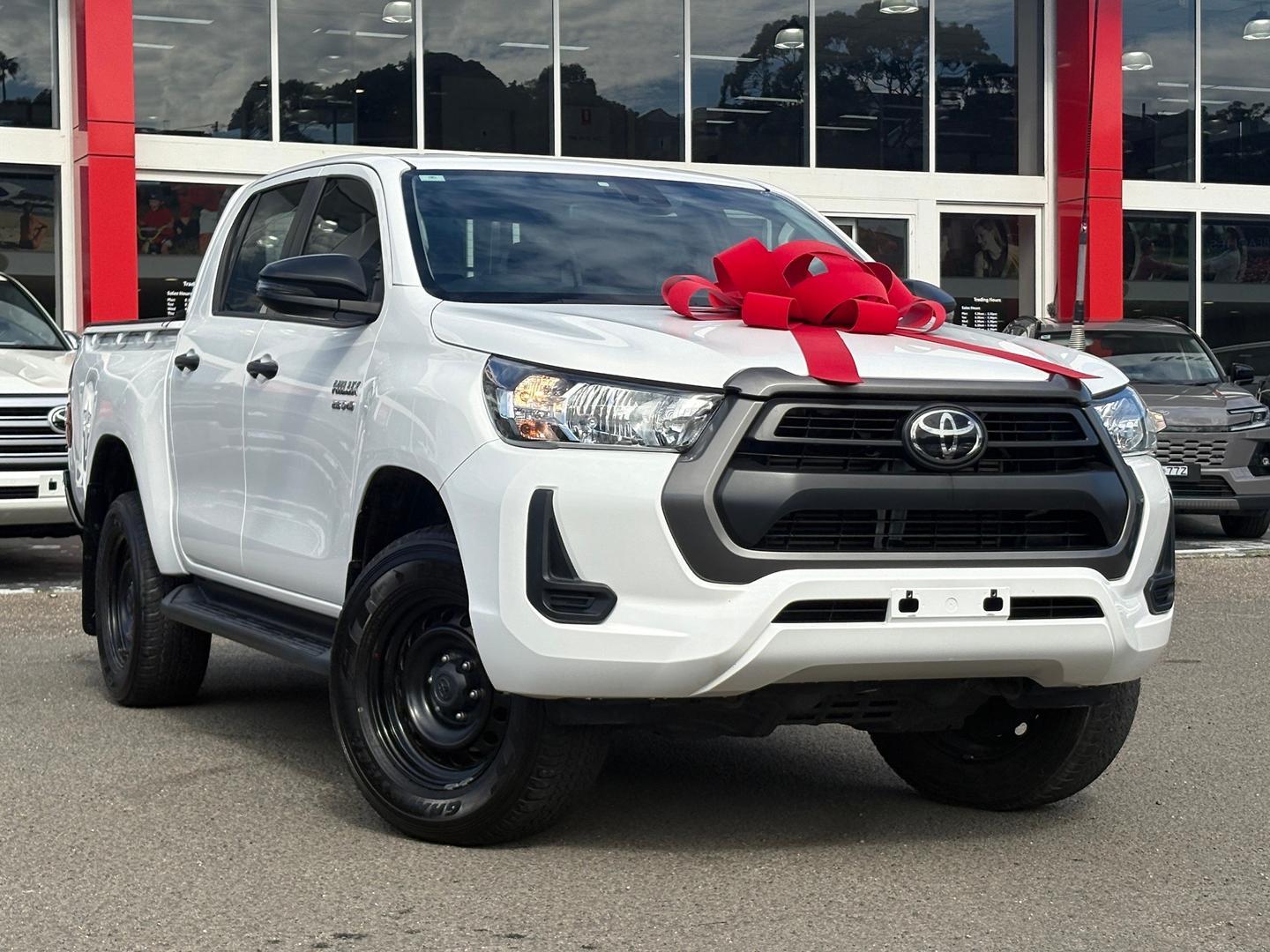 2022 Toyota Hilux SR in White