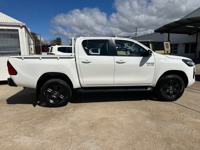 2025 Toyota Hilux SR in White