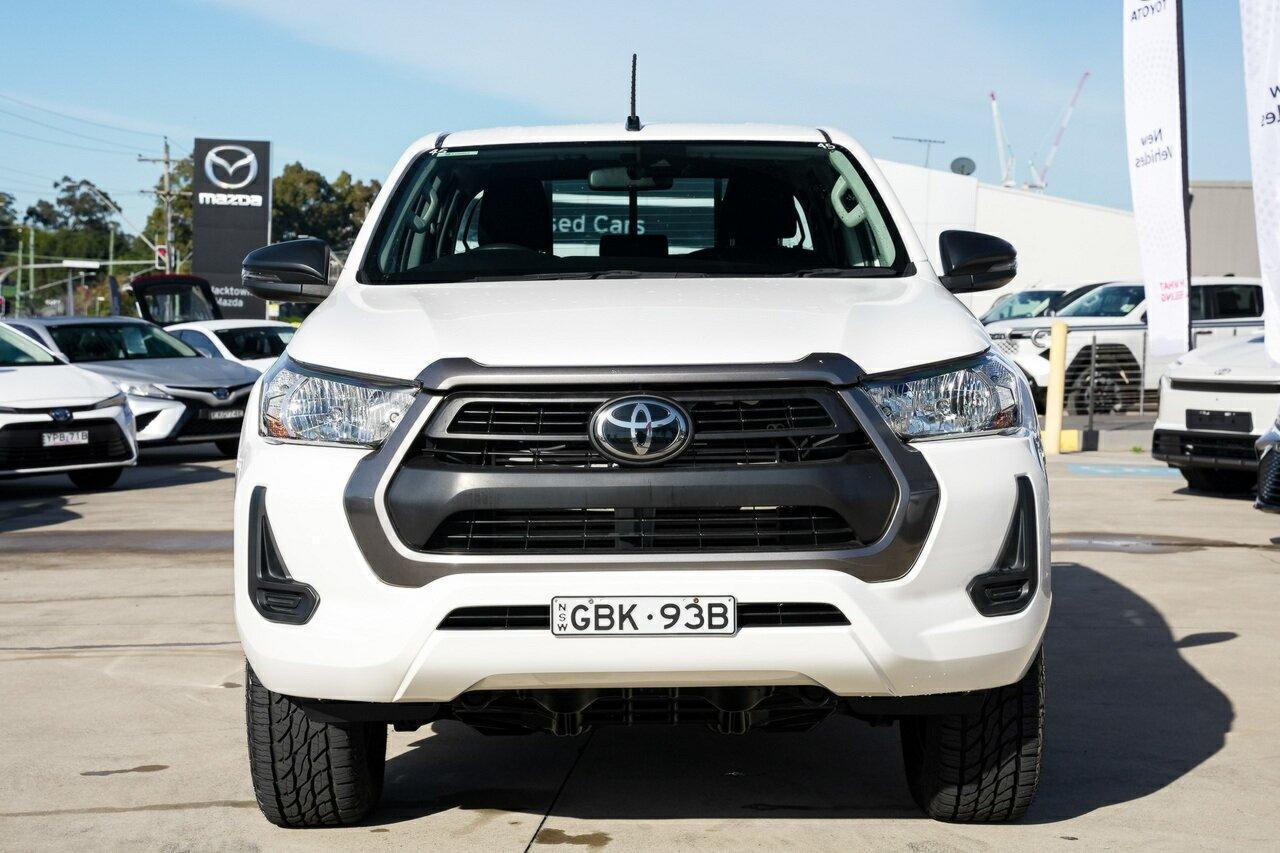 2020 Toyota Hilux SR in White