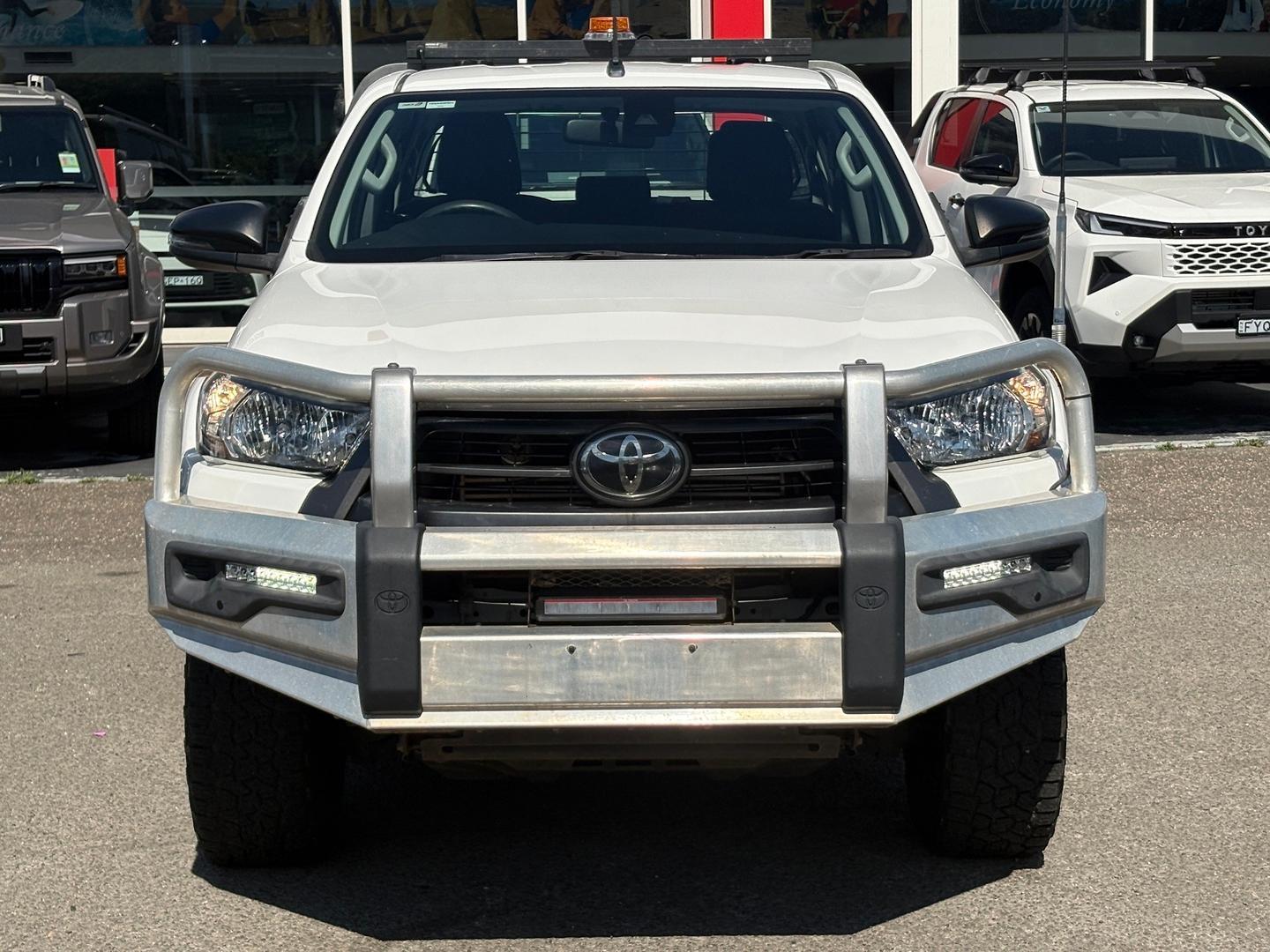 2020 Toyota Hilux SR in White