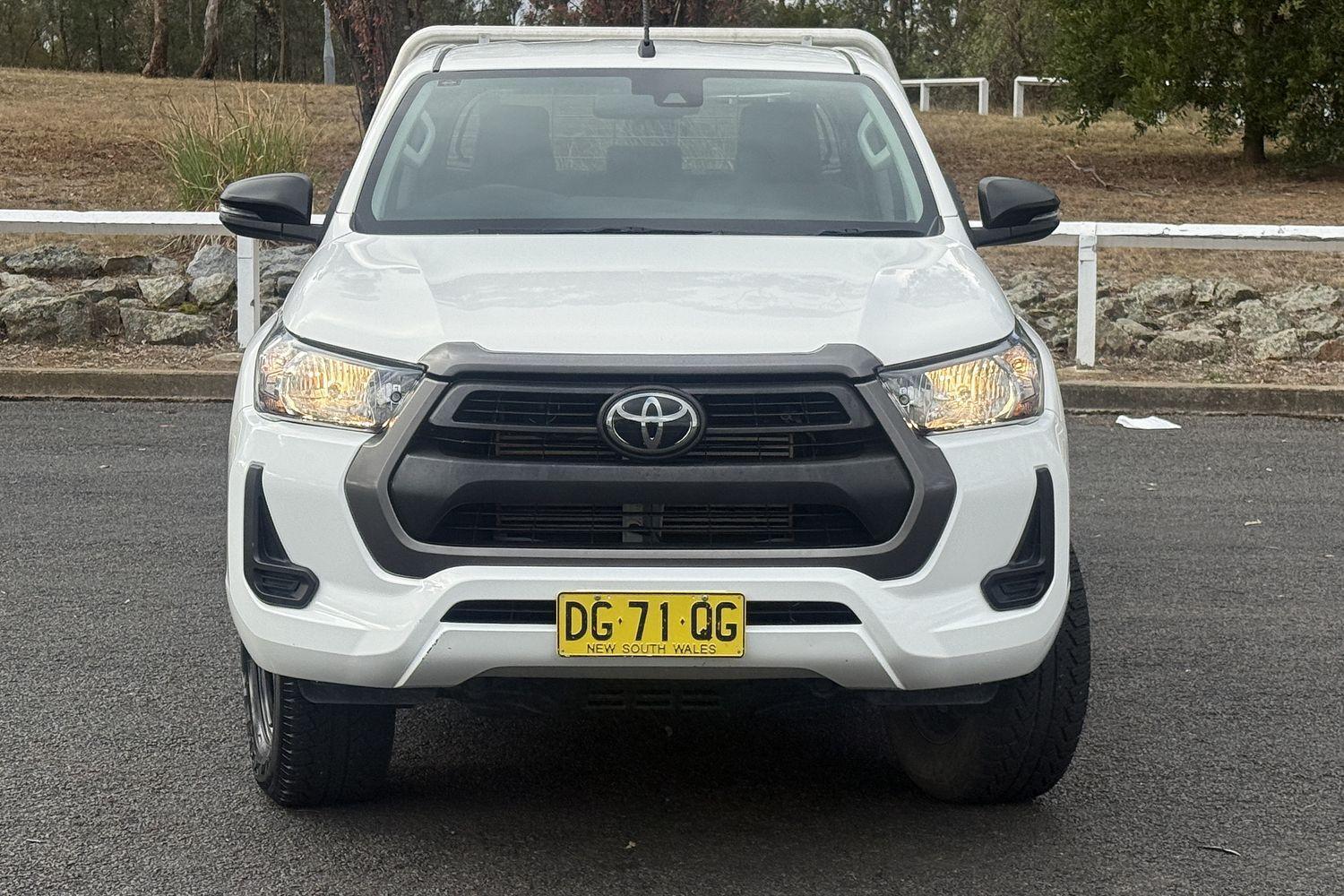 2020 Toyota Hilux SR in White
