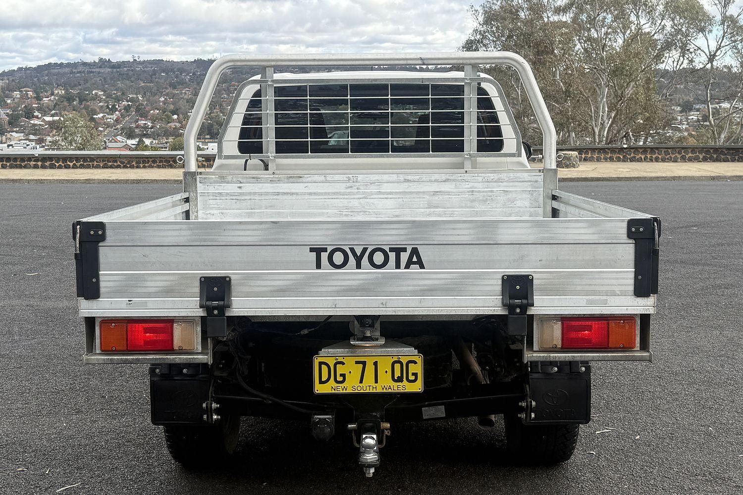 2020 Toyota Hilux SR in White