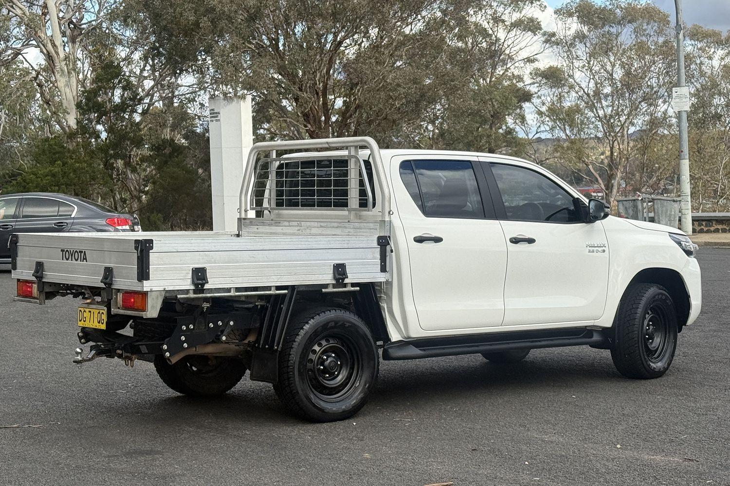 2020 Toyota Hilux SR in White