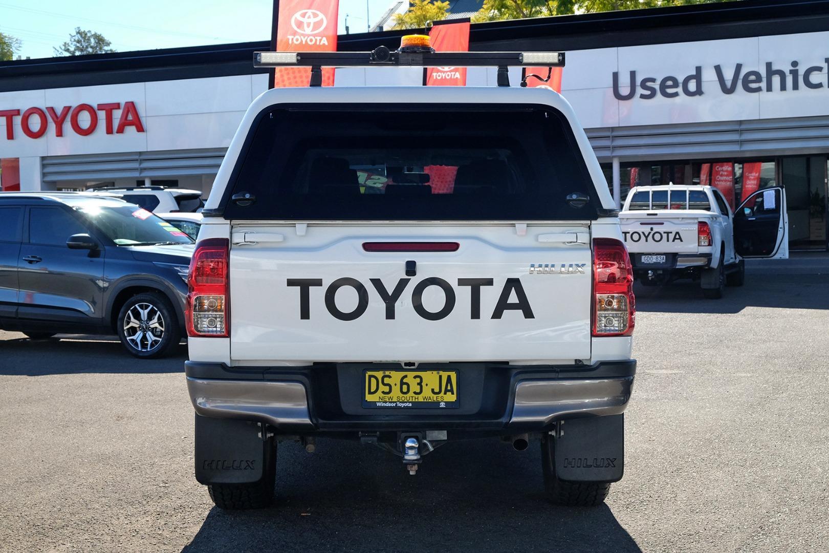 2023 Toyota Hilux SR in White