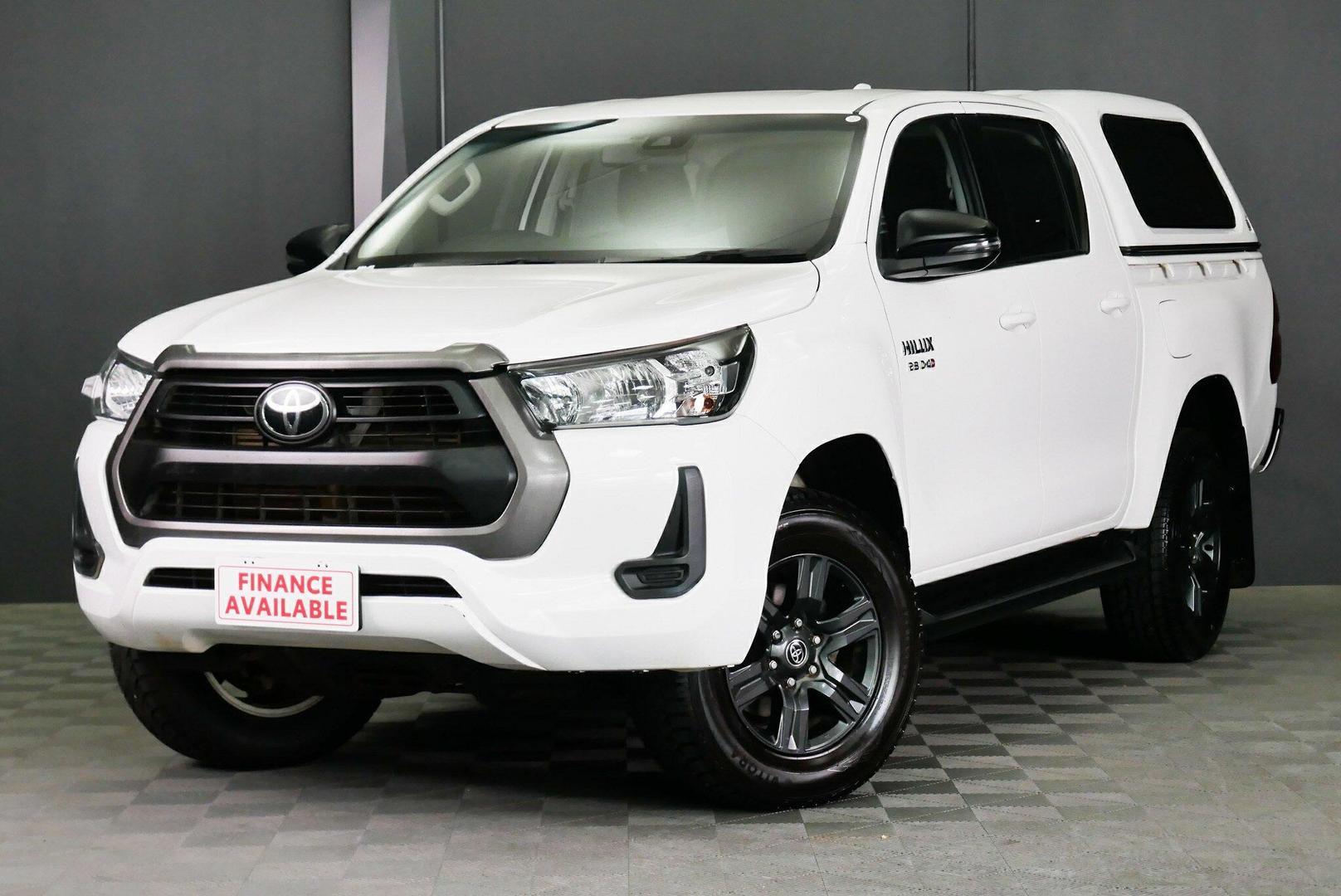 2023 Toyota Hilux SR in White