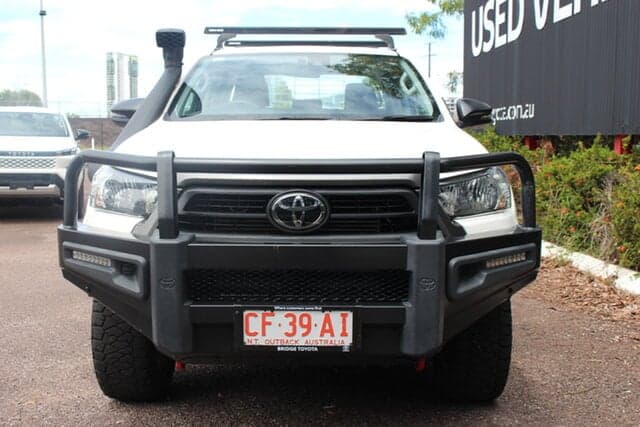 2023 Toyota Hilux SR in White