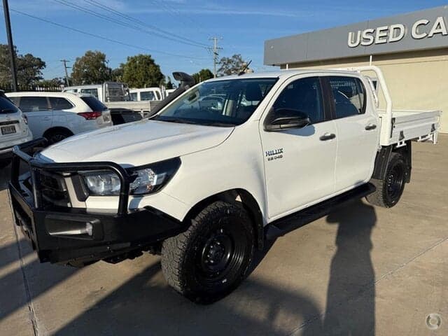 2020 Toyota Hilux SR in White
