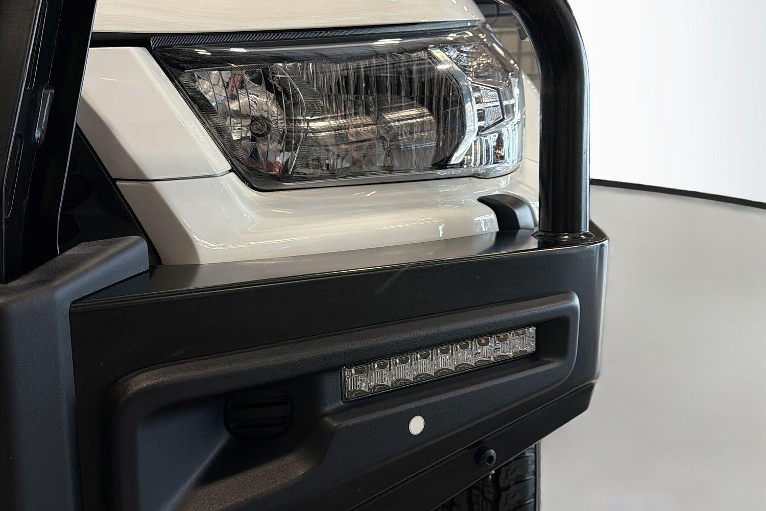2024 Toyota Hilux SR in White