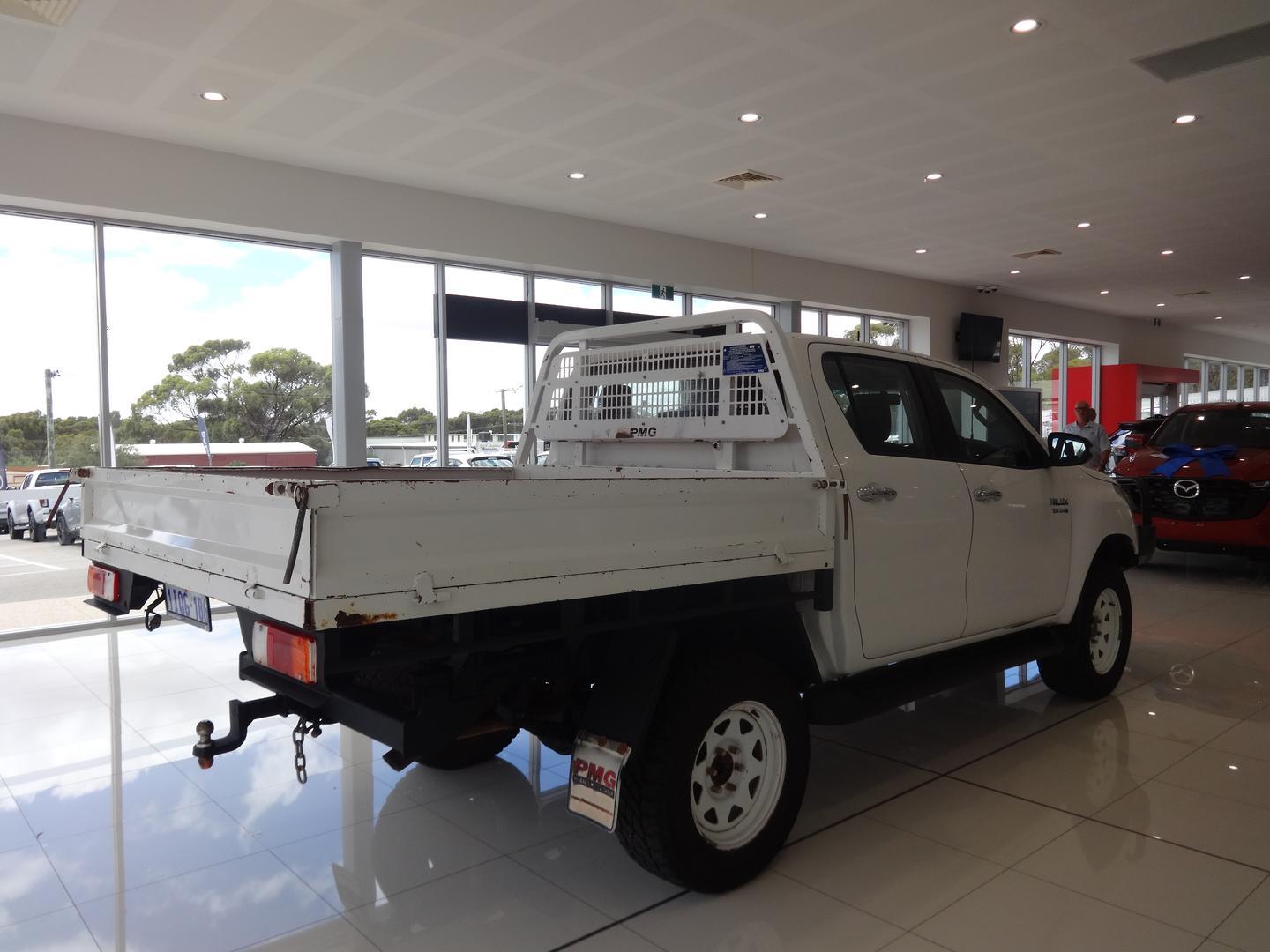 2016 Toyota Hilux SR in White