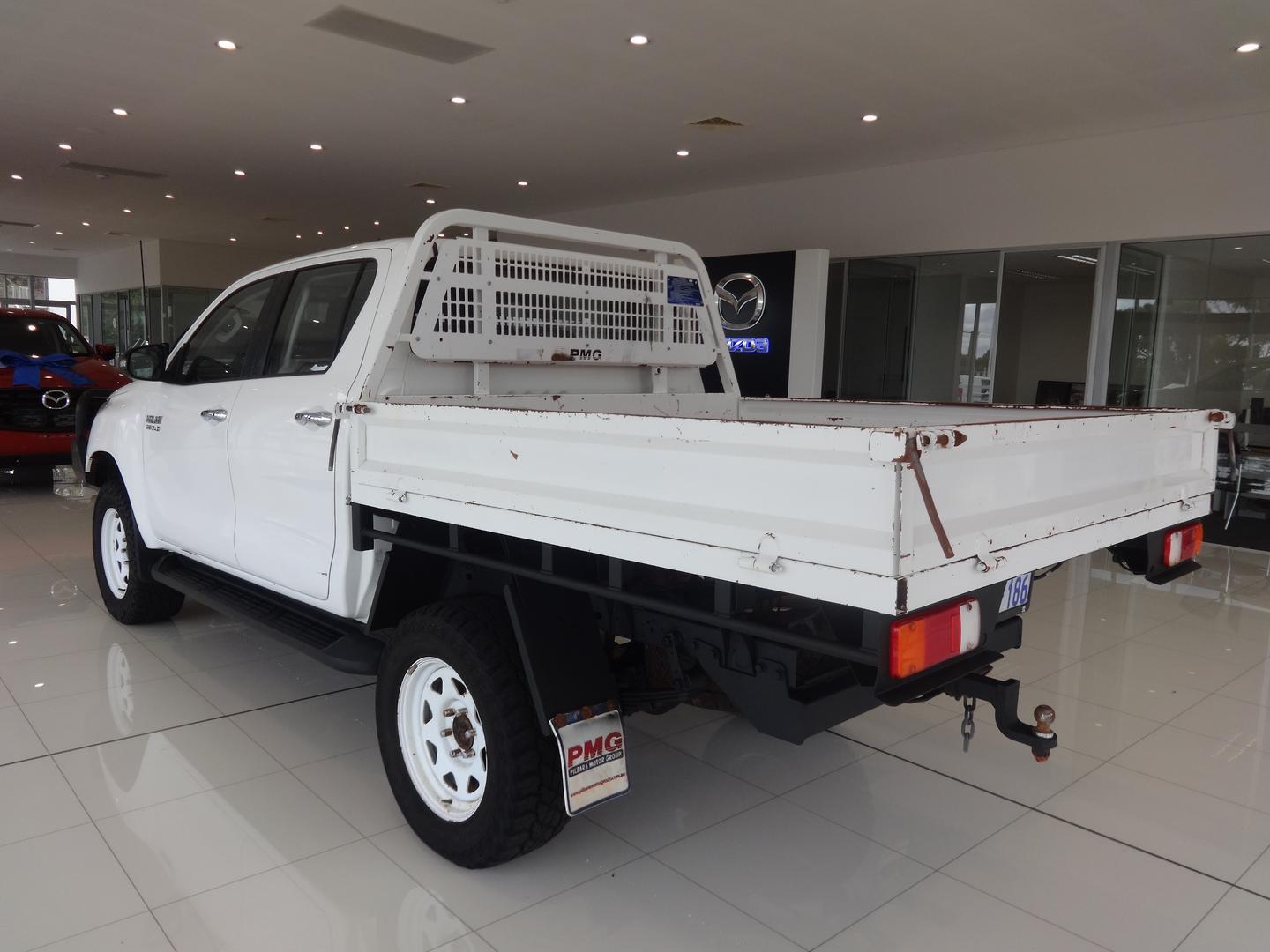 2016 Toyota Hilux SR in White