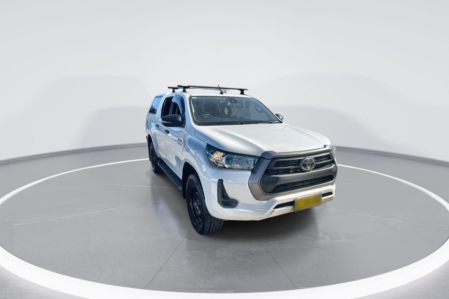 2020 Toyota Hilux SR in White