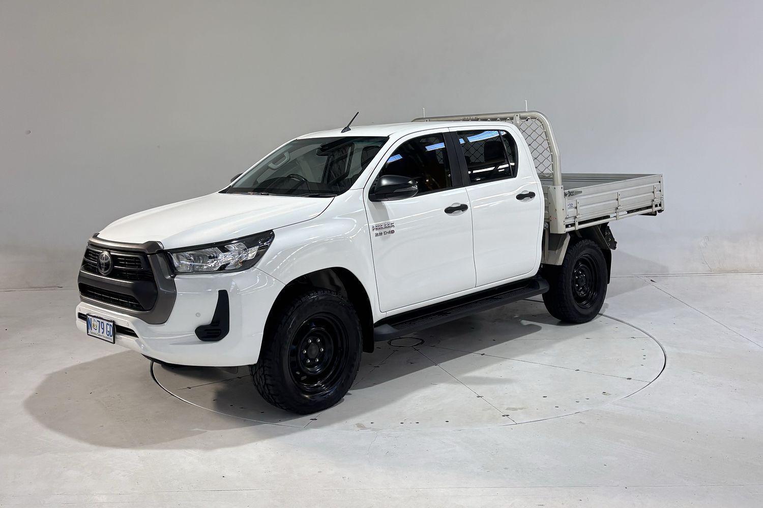 2021 Toyota Hilux SR in White