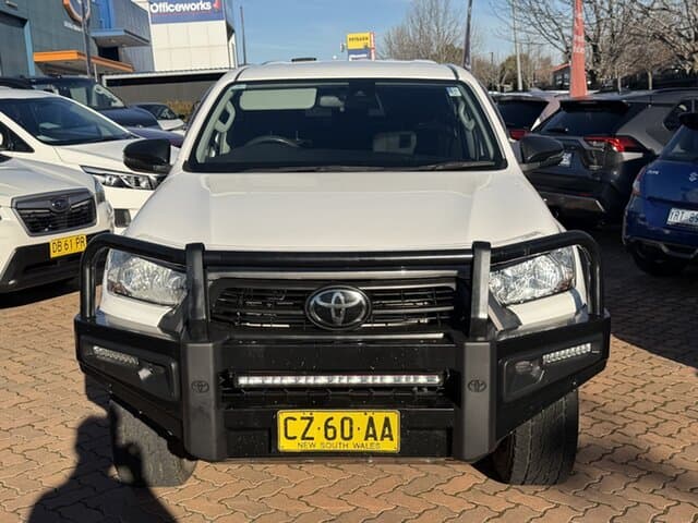 2021 Toyota Hilux SR in White