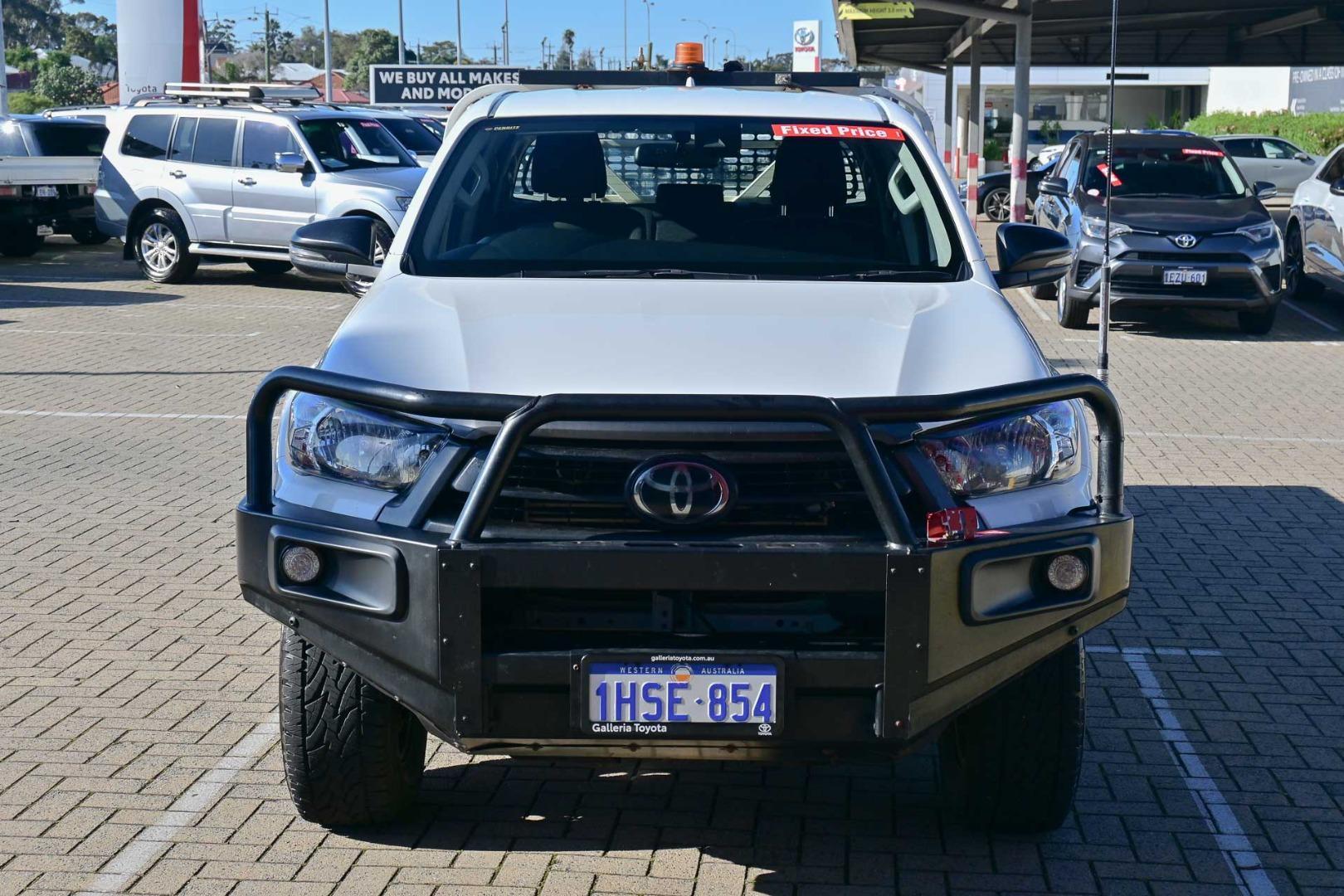 2022 Toyota Hilux SR in White