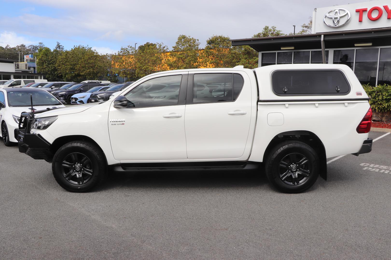 2022 Toyota Hilux SR in White
