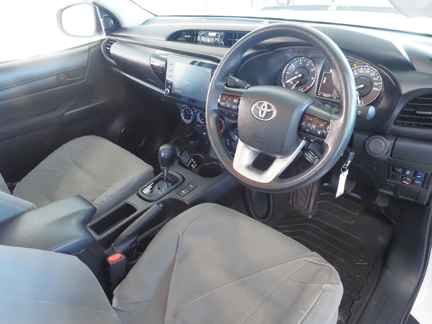 2023 Toyota Hilux SR in White