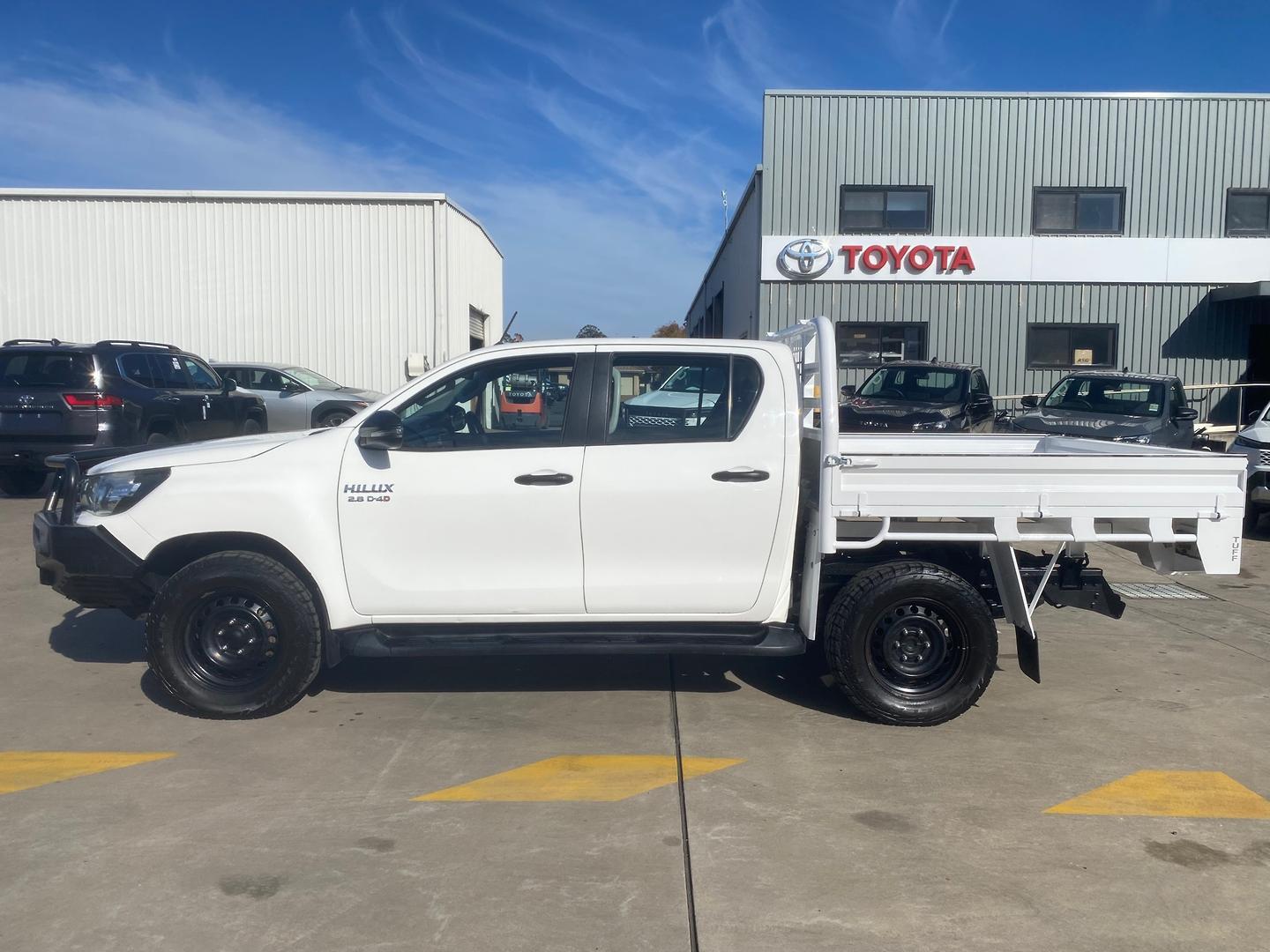2018 Toyota Hilux SR in White