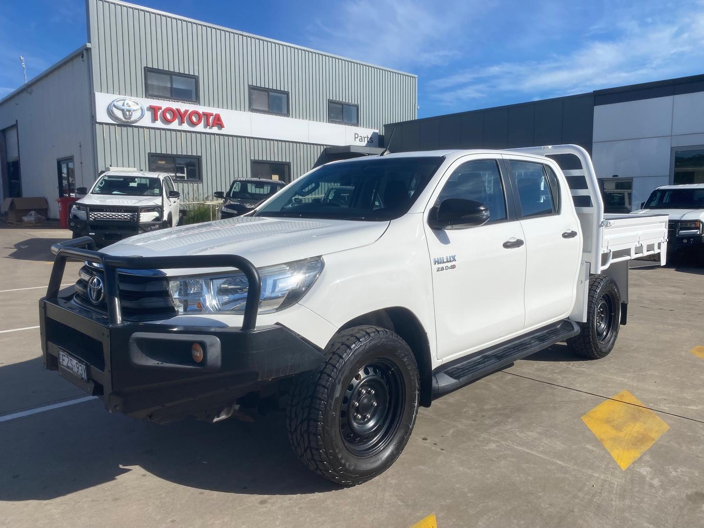 2018 Toyota Hilux SR in White