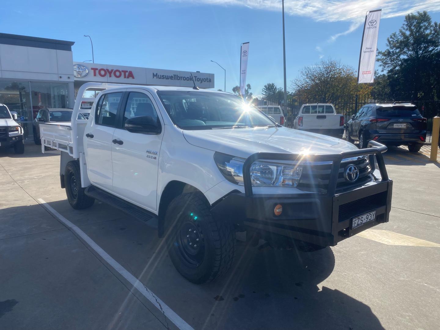 2018 Toyota Hilux SR in White