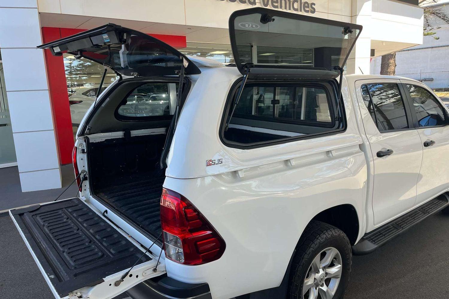 2019 Toyota Hilux SR in White