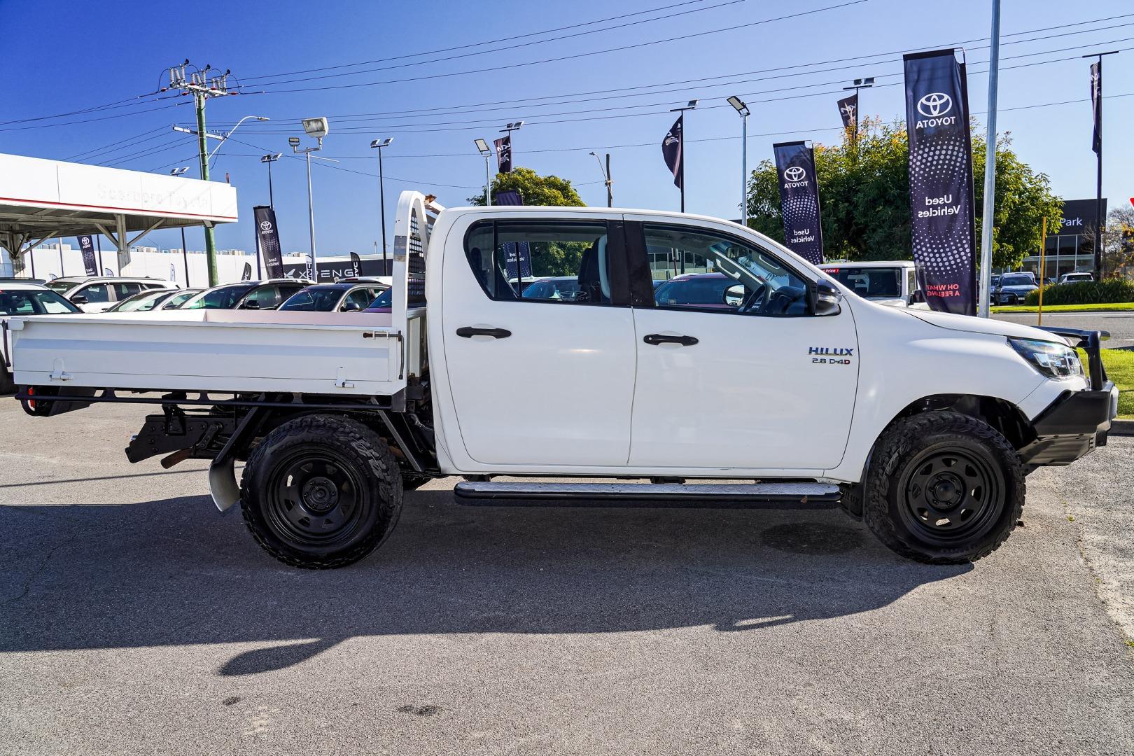 2020 Toyota Hilux SR in White